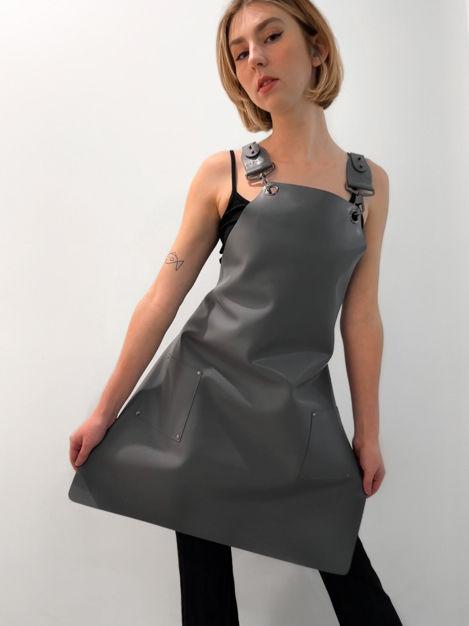 Ape the lAbel - Apron - Titanium Vegan Leather